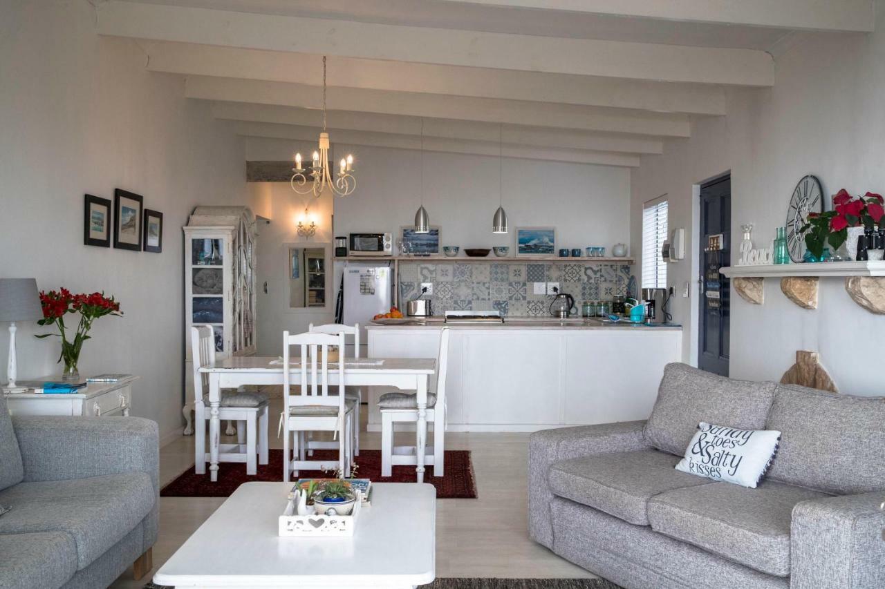 Palm Villa Cottage Комметьи Экстерьер фото